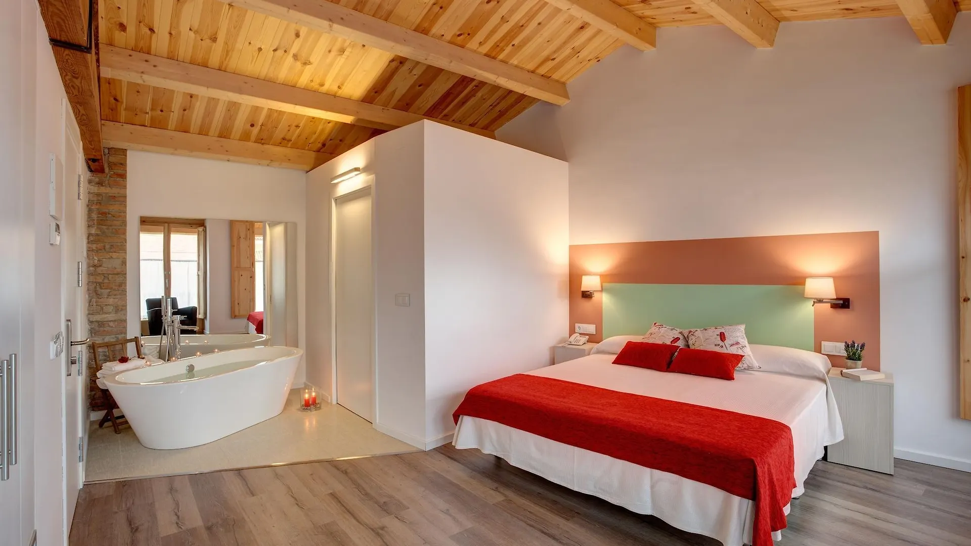 Hotel La Freixera Solsona 4*,