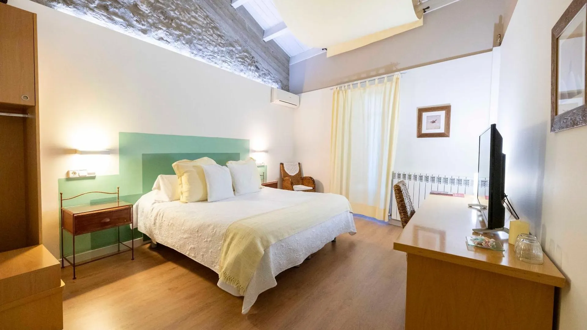 Hotel La Freixera Solsona Spain